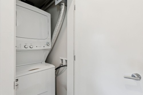 124-10838 Whalley Boulevard, Surrey, BC 