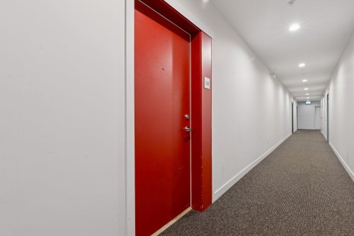 124-10838 Whalley Boulevard, Surrey, BC 