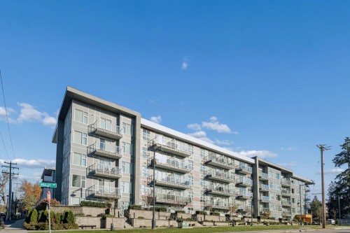 124-10838 Whalley Boulevard, Surrey, BC 