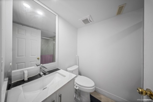 703-9118 149 Street, Surrey, BC 