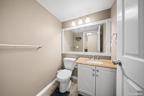 703-9118 149 Street, Surrey, BC 