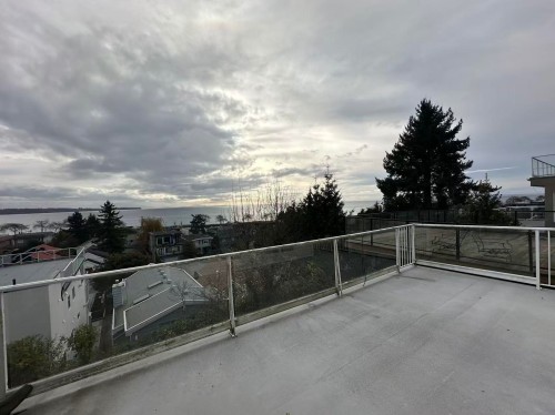 14768 Mcdonald Avenue, White Rock, BC 