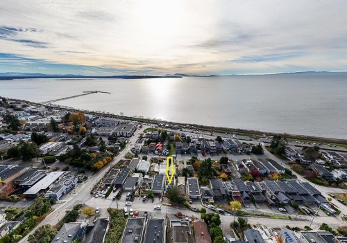 14768 Mcdonald Avenue, White Rock, BC 