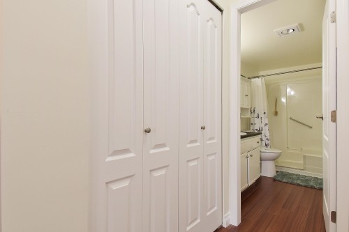 215-5379 205 Street, Langley, BC 