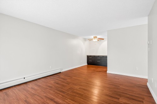213-1850 Southmere Crescent E, Surrey, BC 