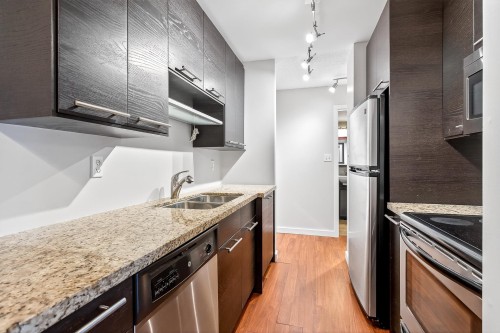 213-1850 Southmere Crescent E, Surrey, BC 