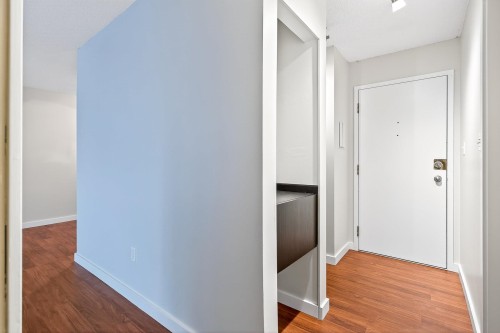 213-1850 Southmere Crescent E, Surrey, BC 