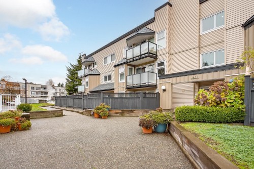 213-1850 Southmere Crescent E, Surrey, BC 