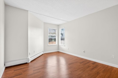 213-1850 Southmere Crescent E, Surrey, BC 