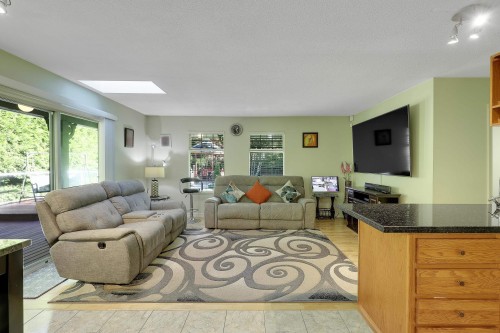 8182 140B Street, Surrey, BC 