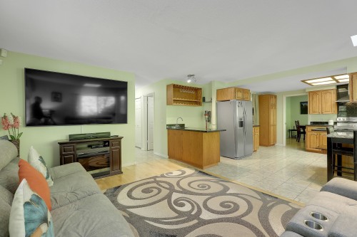 8182 140B Street, Surrey, BC 