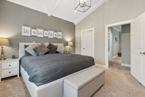 5926 139A Street, Surrey, BC 