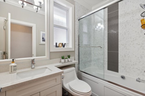 5926 139A Street, Surrey, BC 