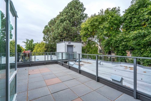 505-1220 Fir Street, White Rock, BC 