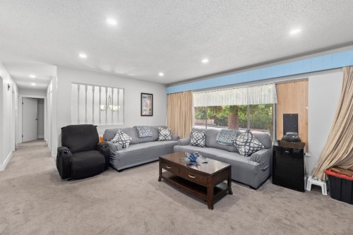 32235 Marshall Road  Abbotsford, BC V2T 1A5