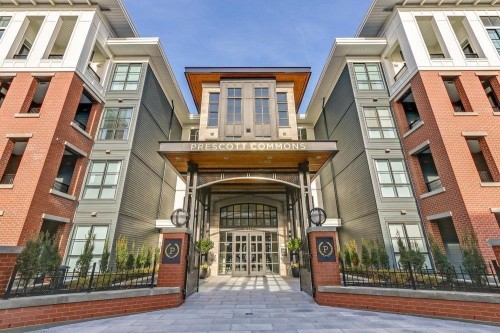 313-15138 34 Avenue  Surrey, BC V3Z 0Y5