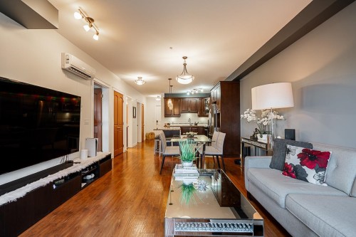 467-8258 207A Street, Langley, BC 