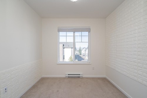 82-16678 25 Avenue, Surrey, BC 