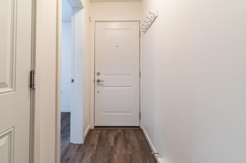 82-16678 25 Avenue, Surrey, BC 