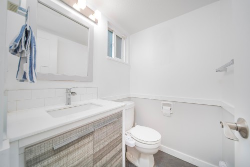 2116 Winston Court, Langley, BC 