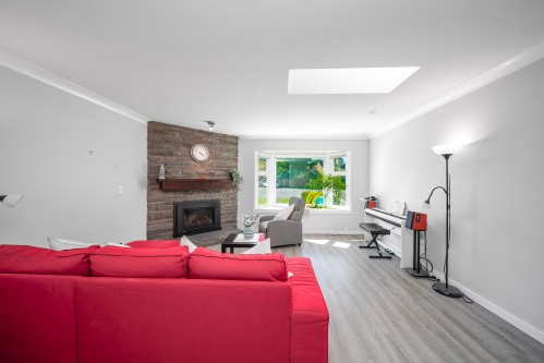 2116 Winston Court, Langley, BC 