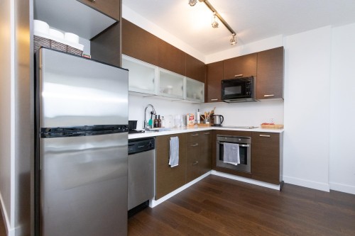 1305-10777 University Drive, Surrey, BC 