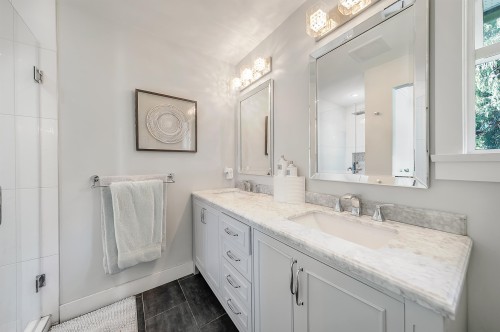 15967 19A Avenue, Surrey, BC 