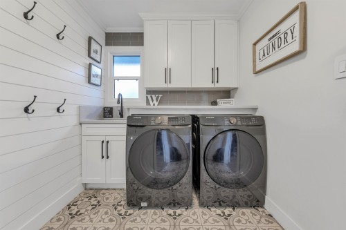 15967 19A Avenue, Surrey, BC 