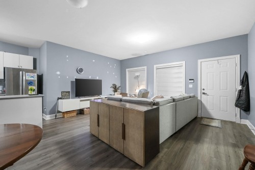 18938 54A Avenue, Surrey, BC 