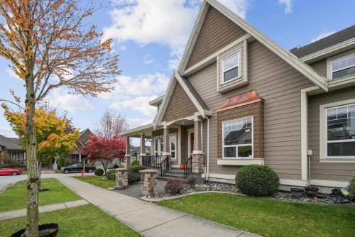 18938 54A Avenue, Surrey, BC 