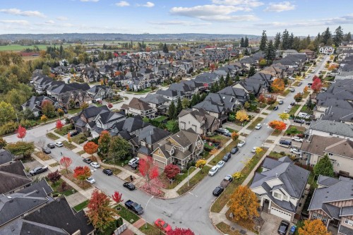 18938 54A Avenue, Surrey, BC 