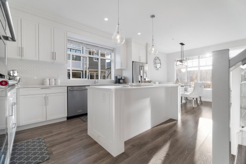 17-20327 72B Avenue, Langley, BC 