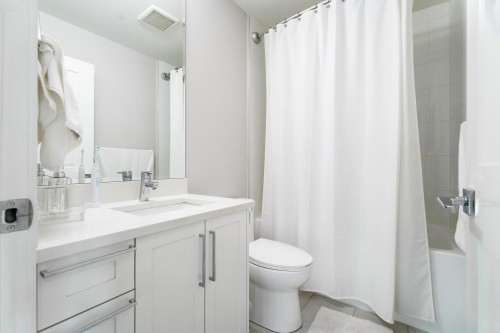 17-20327 72B Avenue, Langley, BC 