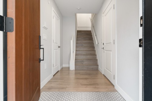 17-20327 72B Avenue, Langley, BC 