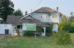 12129 100 Avenue  Surrey, BC V3V 2W7