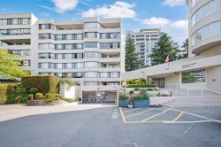 301-1442 Foster Street  White Rock, BC V4B 3X7
