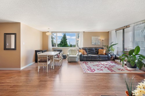 301-1442 Foster Street, White Rock, BC 