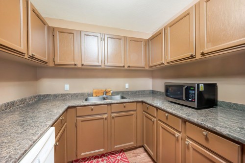 301-1442 Foster Street, White Rock, BC 