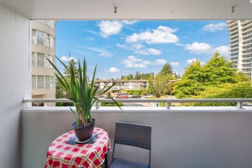 301-1442 Foster Street, White Rock, BC 