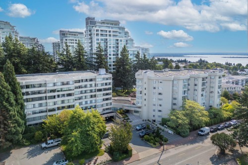301-1442 Foster Street, White Rock, BC 