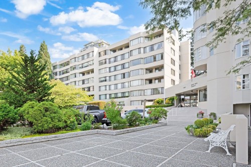 301-1442 Foster Street, White Rock, BC 