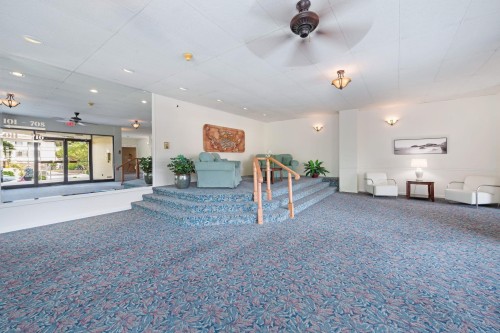 301-1442 Foster Street, White Rock, BC 