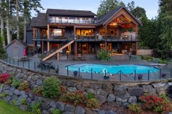 12503 28 Avenue  Surrey, BC V4A 2N8