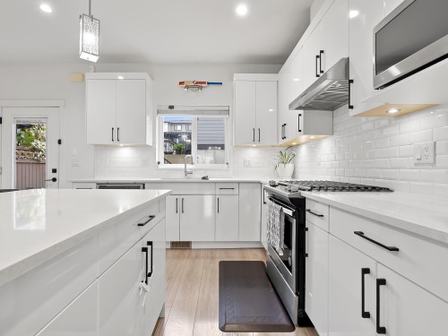 14002 60A Avenue, Surrey, BC 