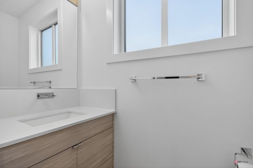 48-7177 194A Street, Surrey, BC 