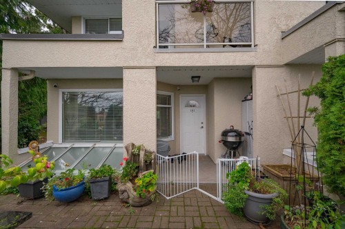101-1225 Merklin Street, White Rock, BC 