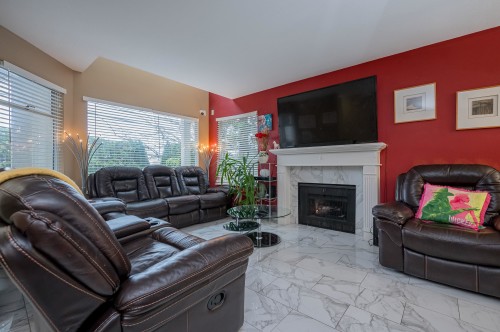 101-1225 Merklin Street, White Rock, BC 