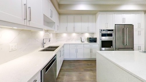 17033 Fraser Highway, Surrey, BC 