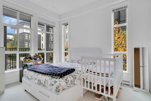 202-13929 105 Boulevard, Surrey, BC 