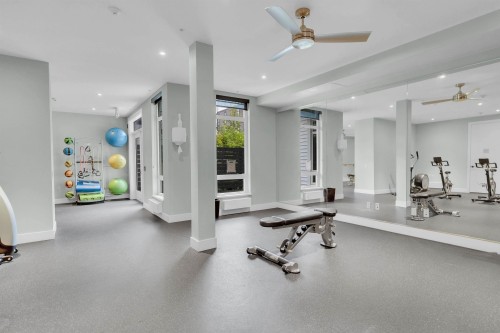 202-13929 105 Boulevard, Surrey, BC 